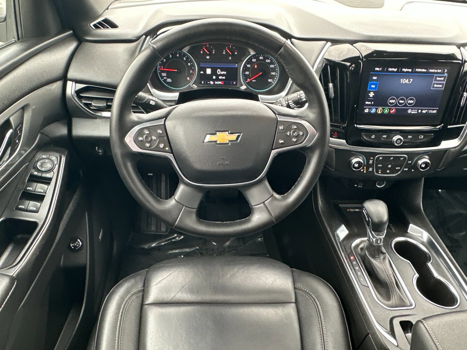 Used 2023 Chevrolet Traverse LT w/ LT Premium Package image 14