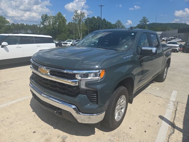 Used 2025 Chevrolet Silverado 1500 LT AWD/4WD image 2