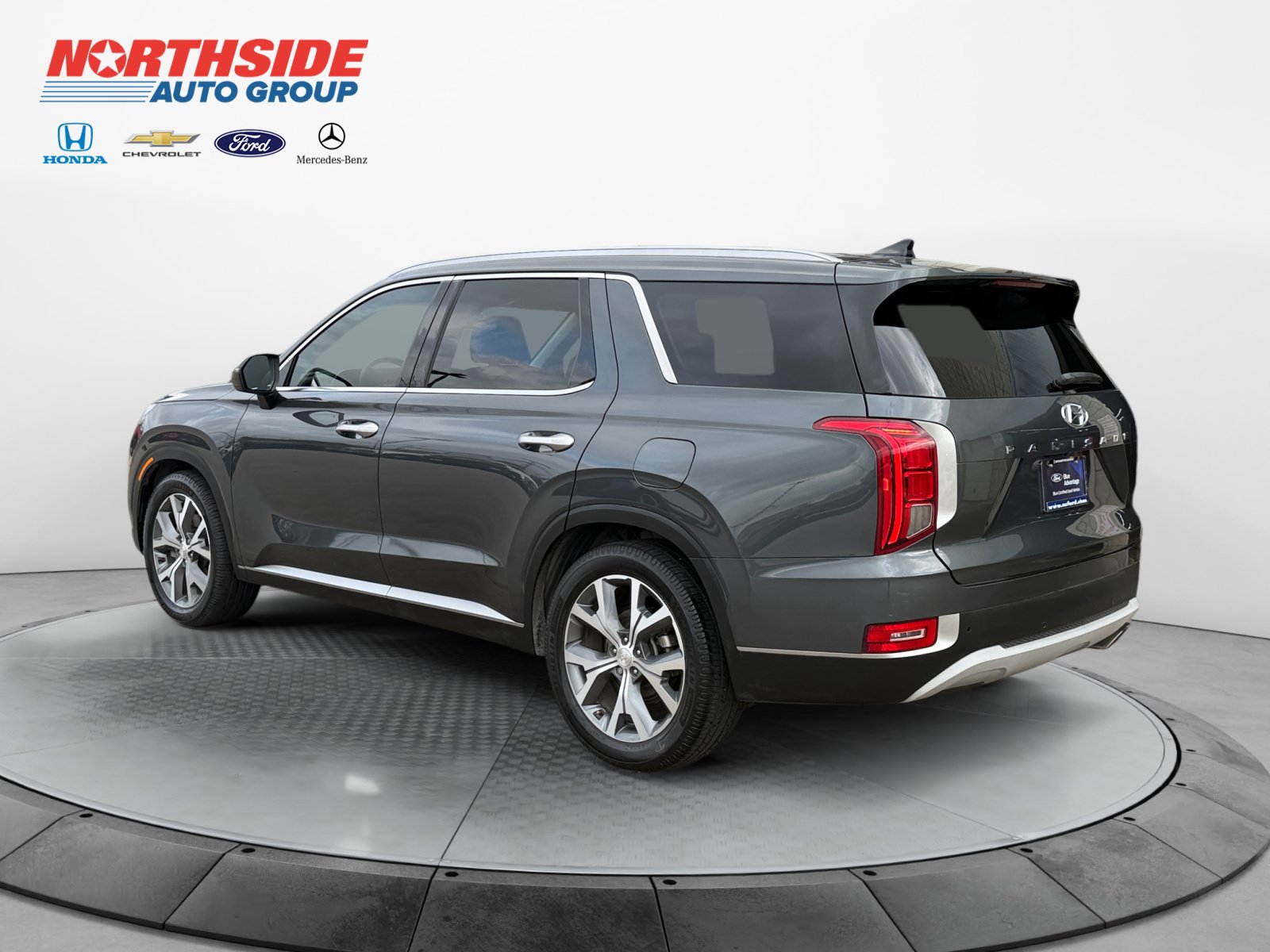 Used 2022 Hyundai Palisade SEL w/ Premium Package FWD image 5