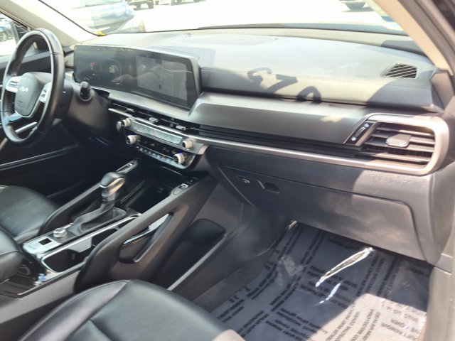 Used 2025 Kia Telluride S FWD image 32
