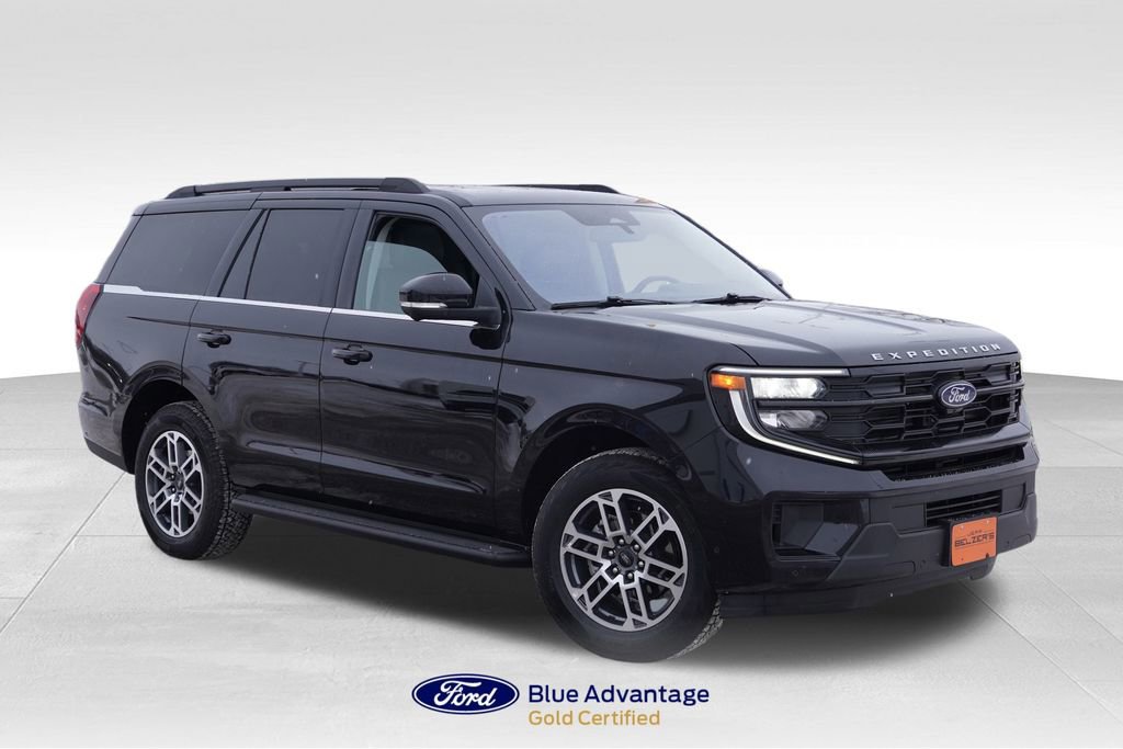 Certified 2025 Ford Expedition Active image 10