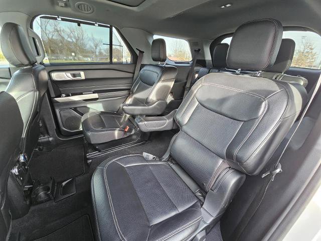 Certified 2022 Ford Explorer Limited w/ Limited Technology Package image 14