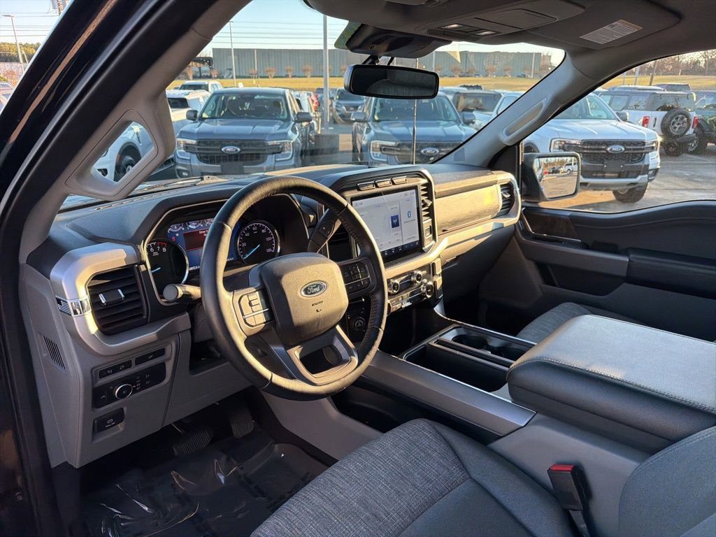 Certified 2022 Ford F150 XLT w/ Equipment Group 302A High image 13