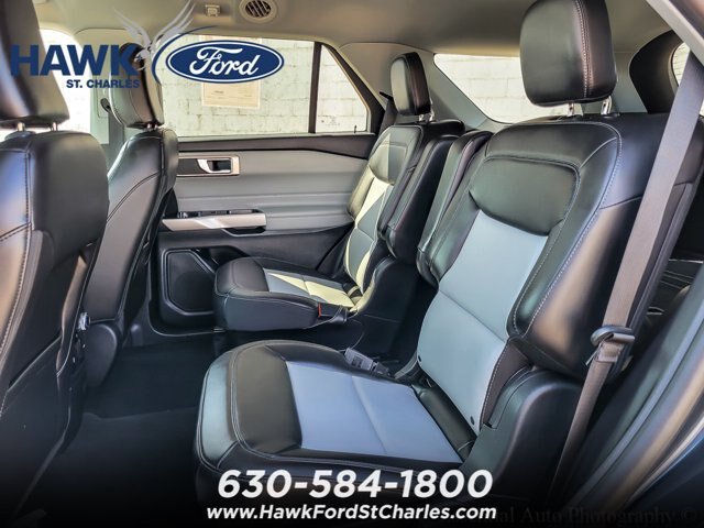 Certified 2024 Ford Explorer XLT w/ Equipment Group 202A AWD/4WD image 9