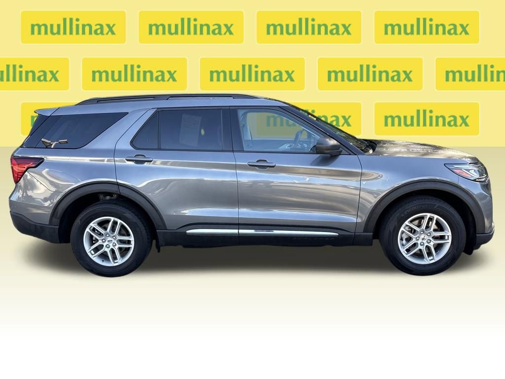 Certified 2025 Ford Explorer Active AWD/4WD image 6