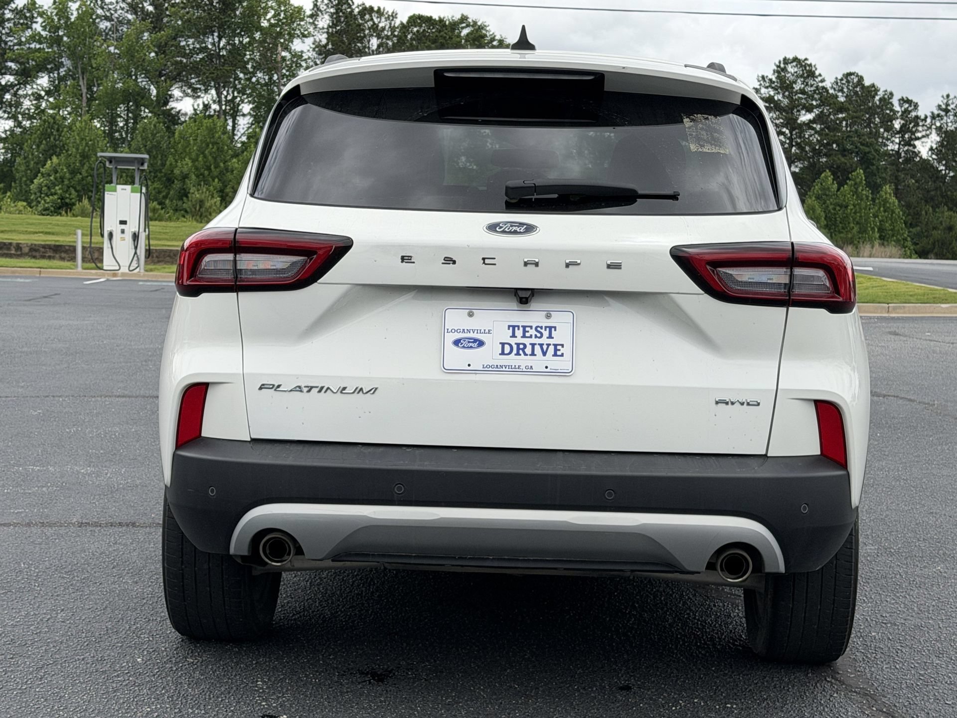 Certified 2023 Ford Escape Platinum AWD/4WD image 4
