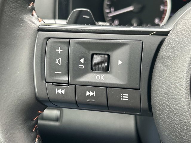 Used 2025 Nissan Pathfinder Rock Creek AWD/4WD image 36