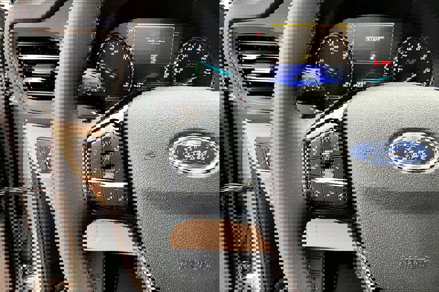 Certified 2022 Ford Escape SEL image 24