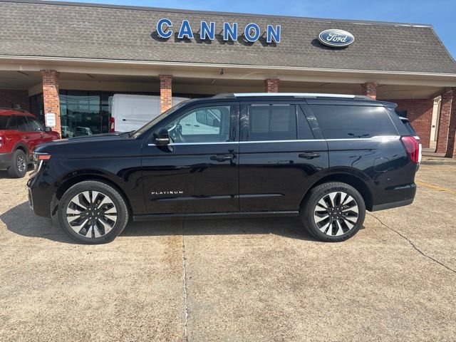 Certified 2025 Ford Expedition Platinum w/ Driver's Package AWD/4WD image 2