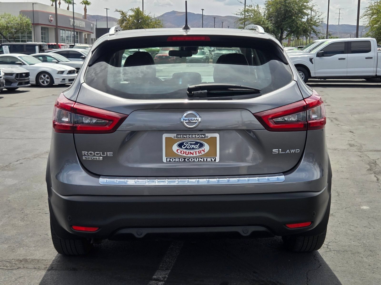Used 2022 Nissan Rogue Sport SL AWD/4WD image 5