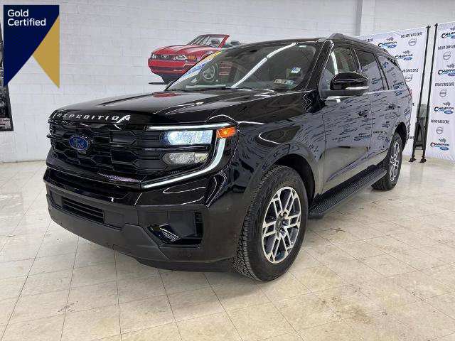 Certified 2025 Ford Expedition Active image 1