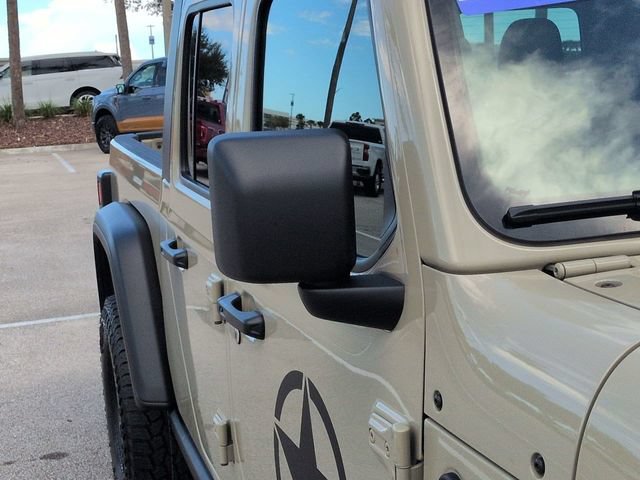 Used 2022 Jeep Gladiator Mojave w/ Trailer Tow Package AWD/4WD image 12