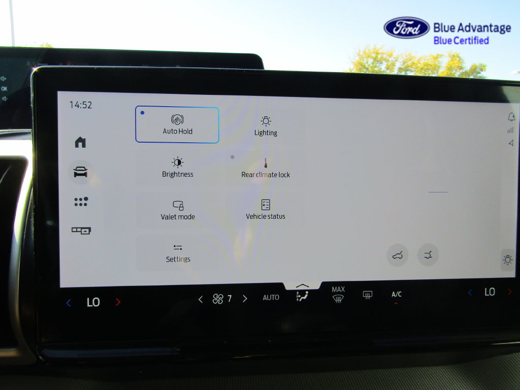 Certified 2025 Ford Expedition Active AWD/4WD image 53