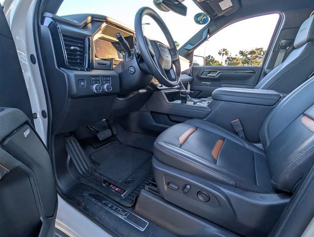 Used 2026 GMC Sierra 1500 AT4 image 9