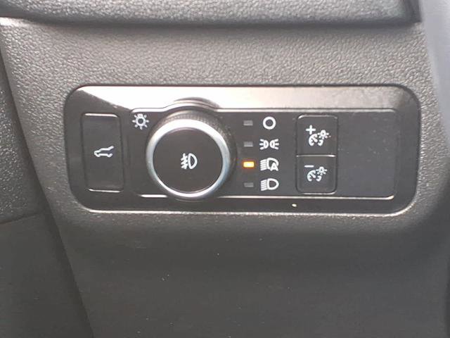 Certified 2022 Ford Escape SEL AWD/4WD image 31