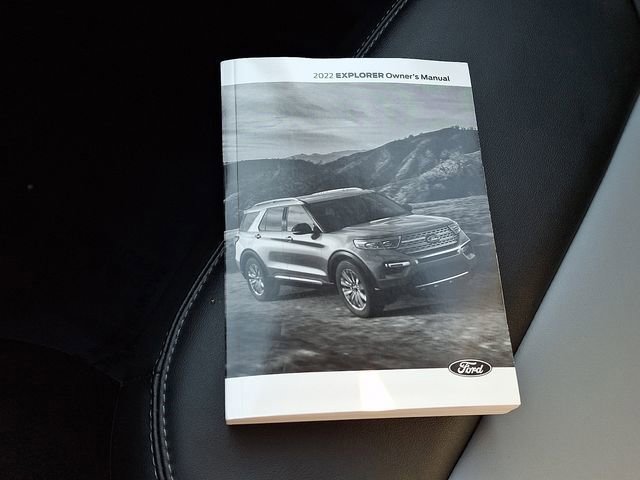 Certified 2022 Ford Explorer XLT w/ Equipment Group 202A image 27