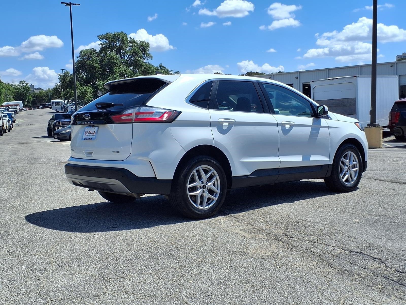 Certified 2023 Ford Edge SEL AWD/4WD image 6