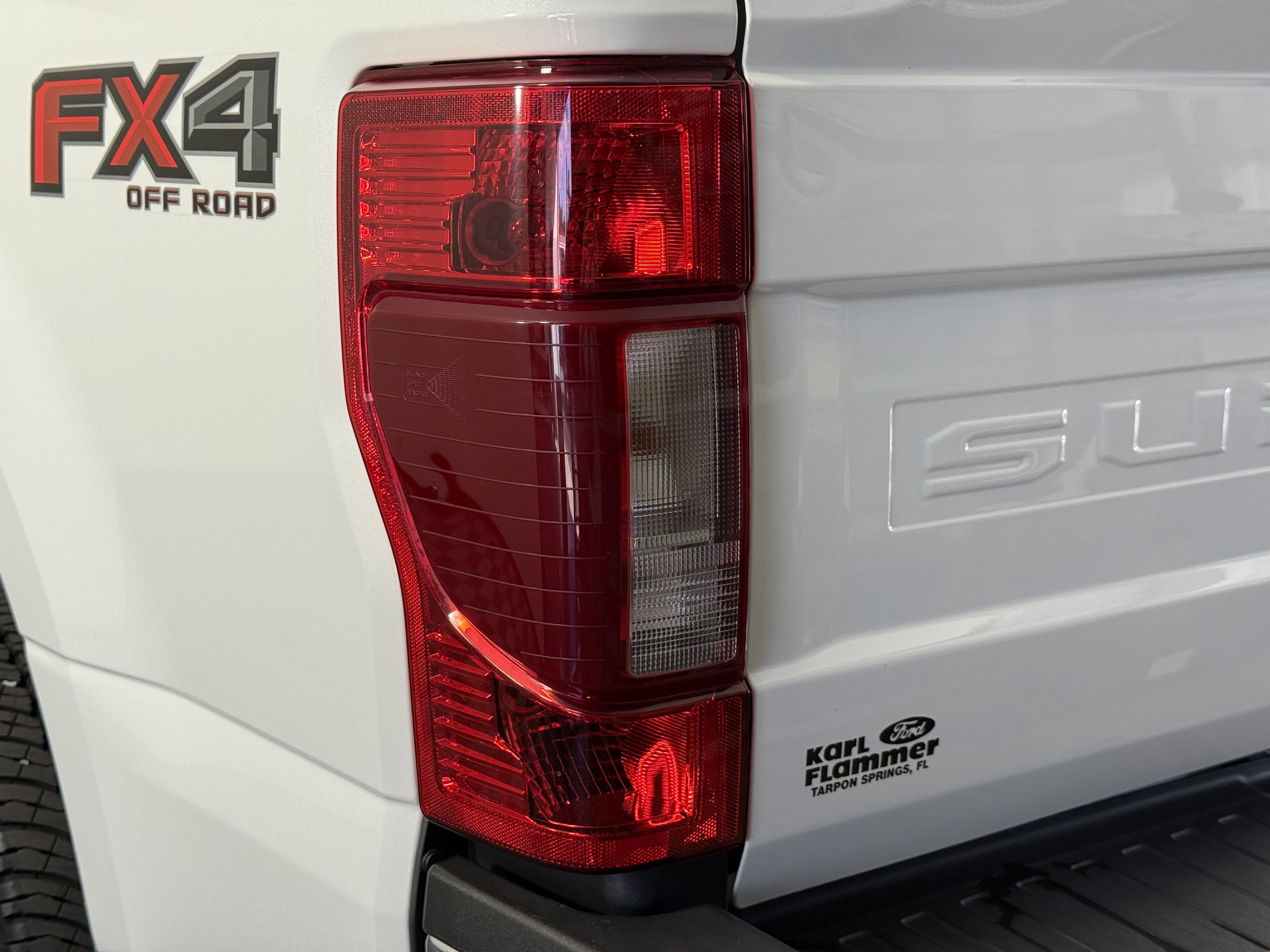 Certified 2020 Ford F250 Lariat w/ Chrome Package image 8