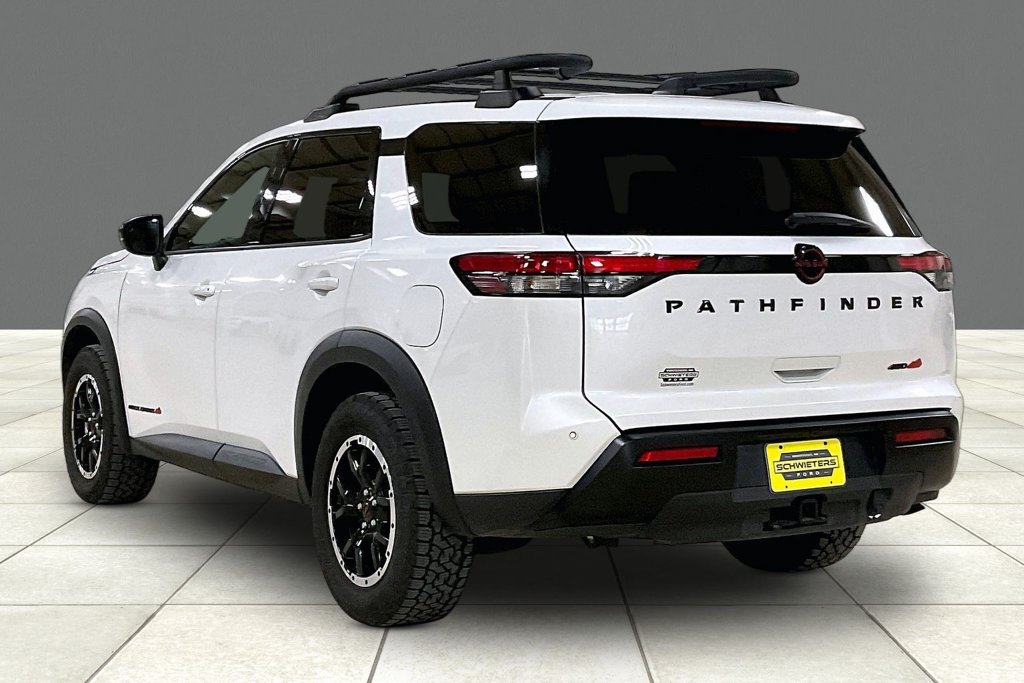 Used 2026 Nissan Pathfinder Rock Creek AWD/4WD image 11