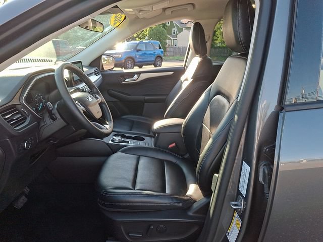 Certified 2022 Ford Escape SEL FWD image 13