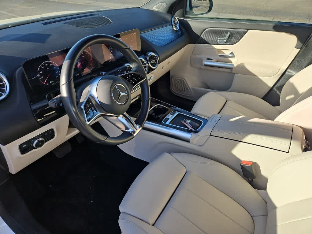 Used 2025 Mercedes-Benz GLA 250 image 14