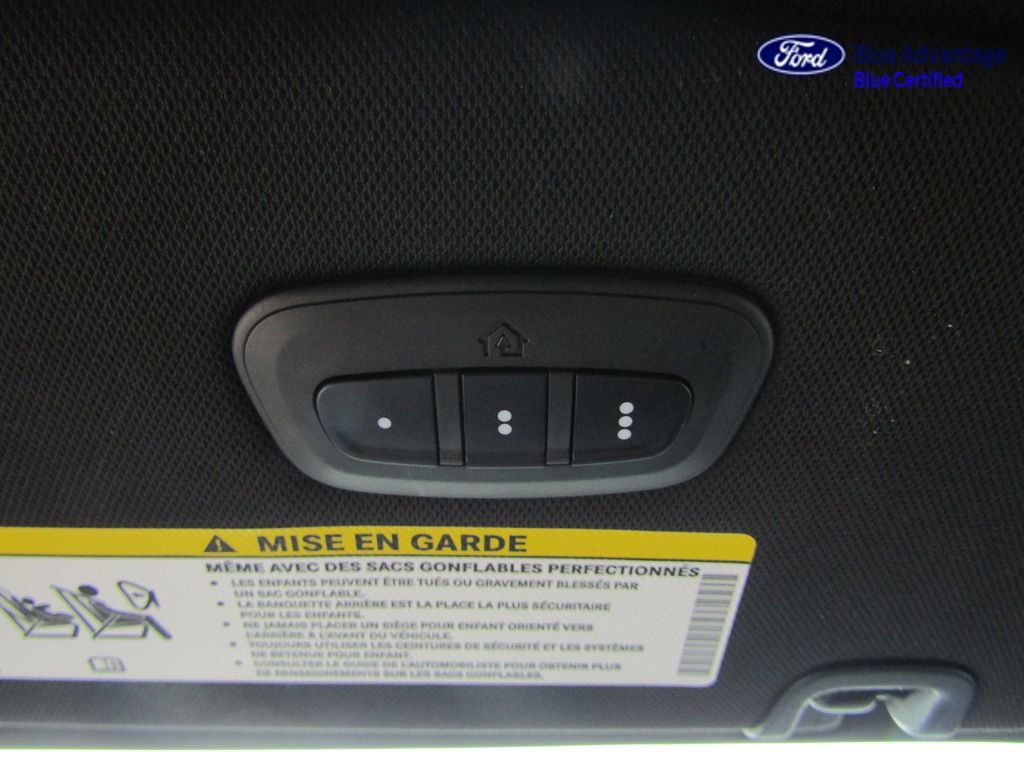 Used 2025 Chrysler Pacifica Limited FWD image 38