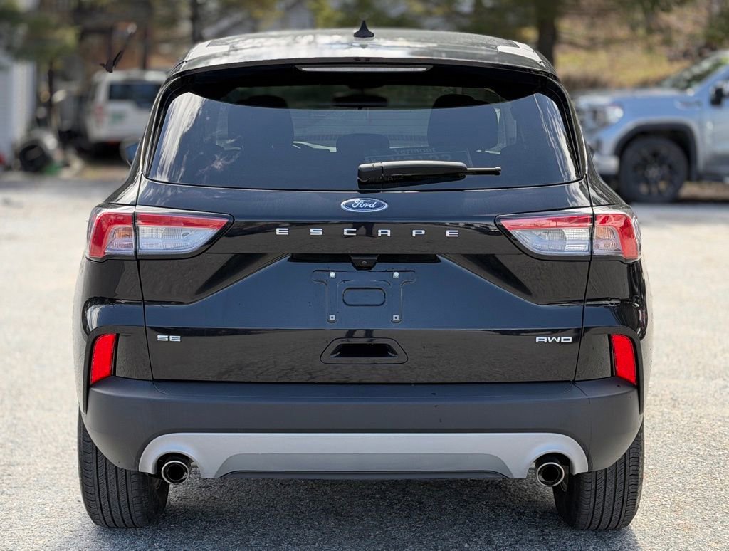 Certified 2022 Ford Escape SE w/ Convenience Package AWD/4WD image 4