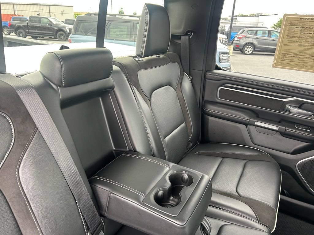 Used 2023 RAM 1500 Laramie AWD/4WD image 30