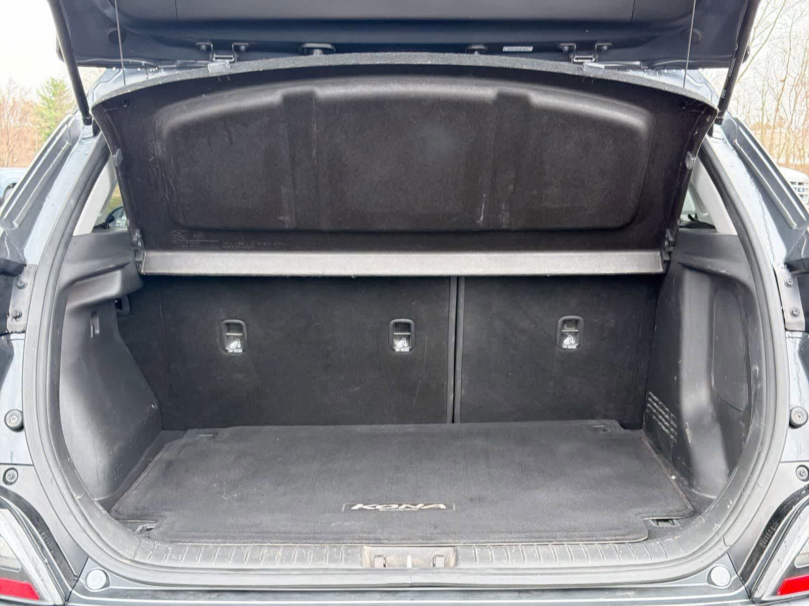 Used 2022 Hyundai Kona Limited w/ Cargo Package AWD/4WD image 35