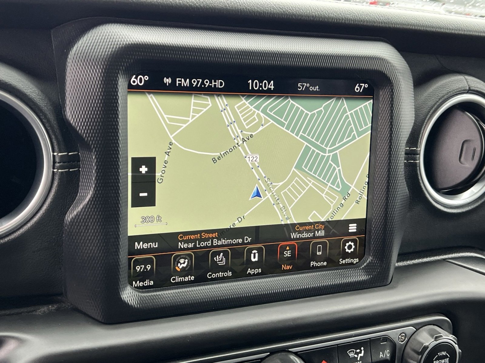 Used 2018 Jeep Wrangler Unlimited Sahara image 20