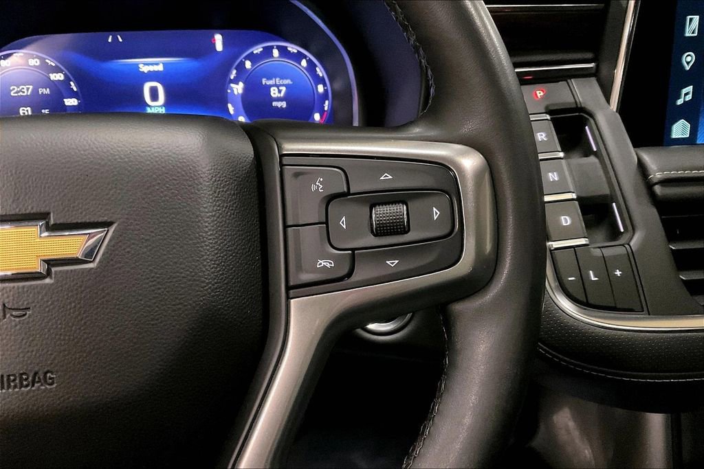 Used 2023 Chevrolet Suburban Premier image 17