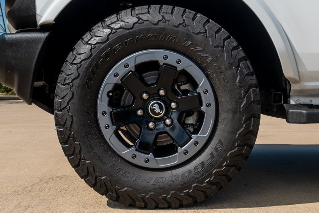 Certified 2022 Ford Bronco Outer Banks AWD/4WD image 9