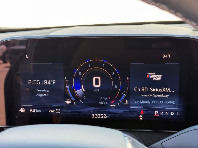 Used 2025 Chevrolet Traverse Z71 AWD/4WD image 14