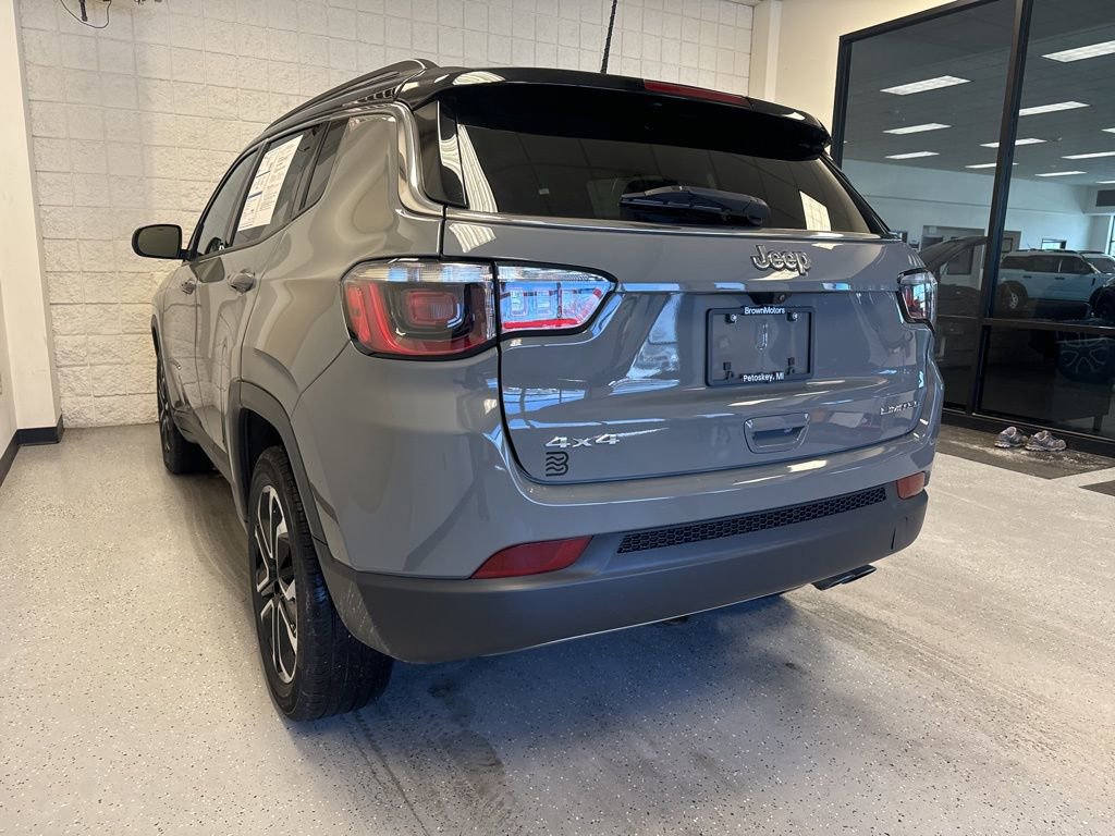 Used 2022 Jeep Compass Limited image 17