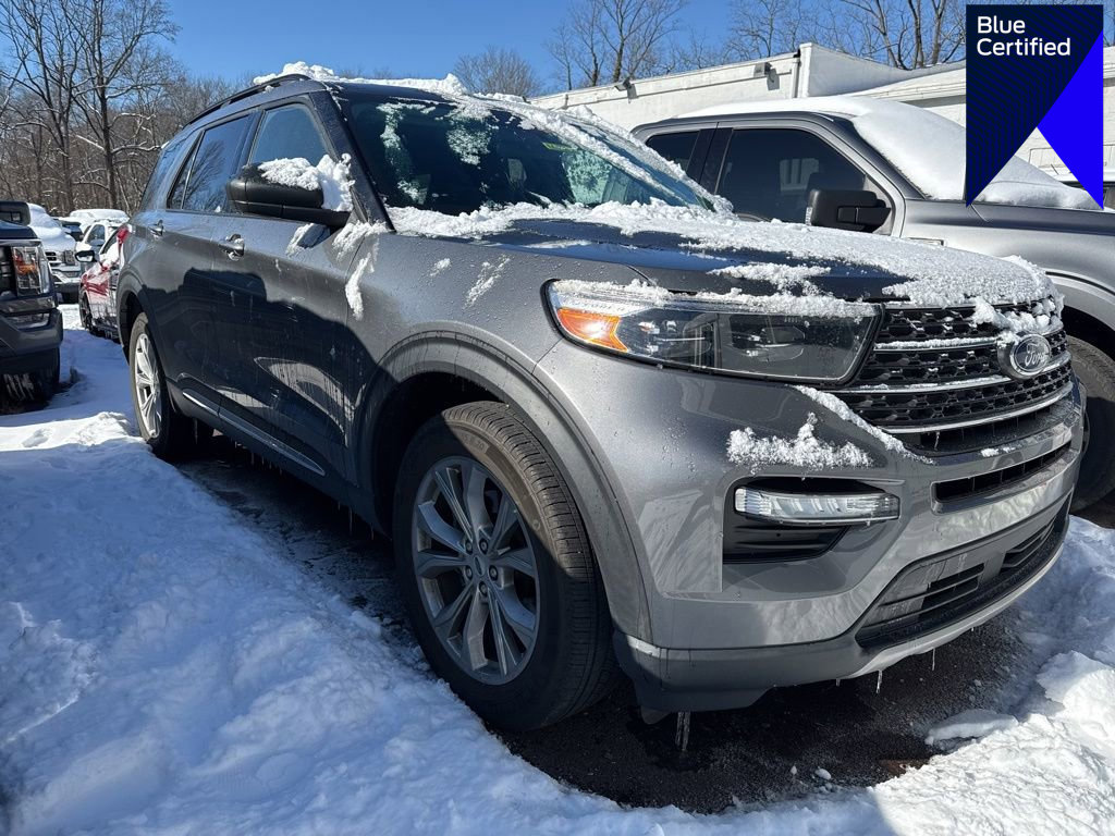 Certified 2022 Ford Explorer XLT w/ Equipment Group 202A