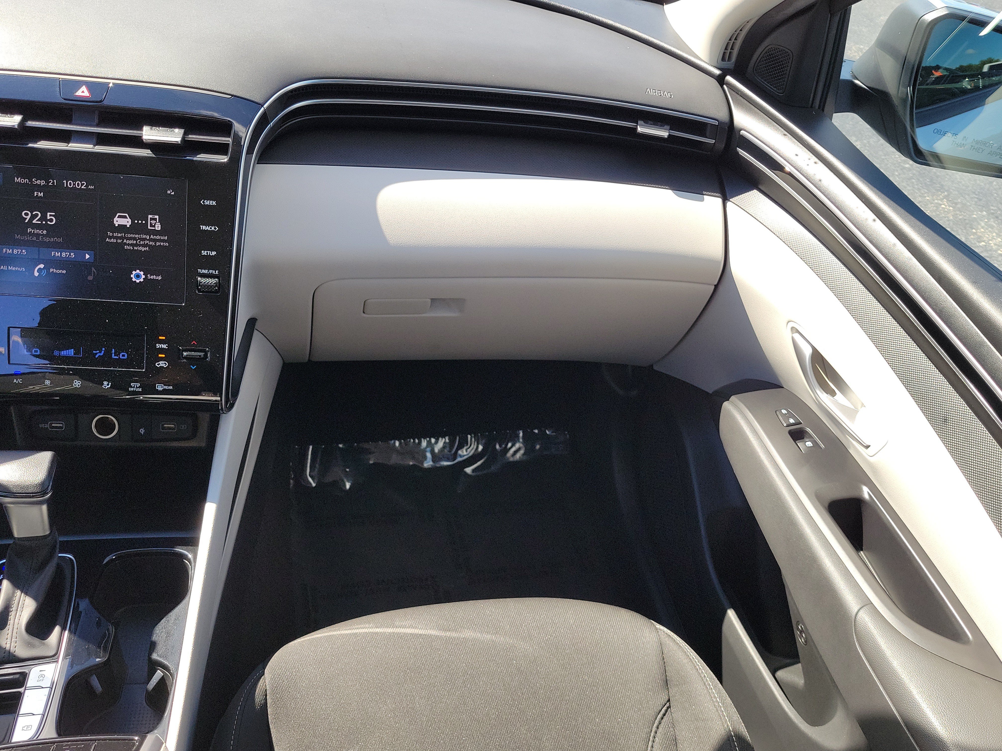 Used 2024 Hyundai Tucson SEL FWD image 16