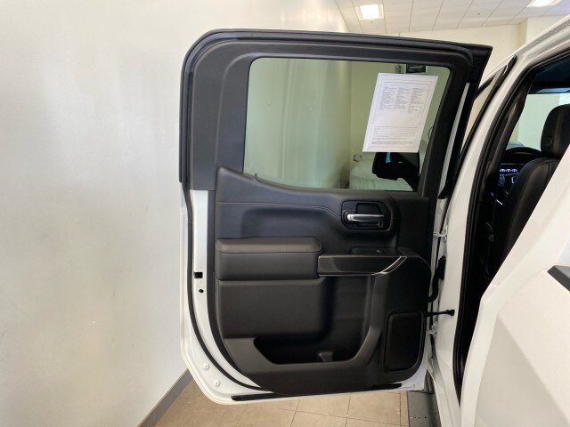 Used 2020 GMC Sierra 1500 AT4 w/ AT4 Premium Package AWD/4WD image 8