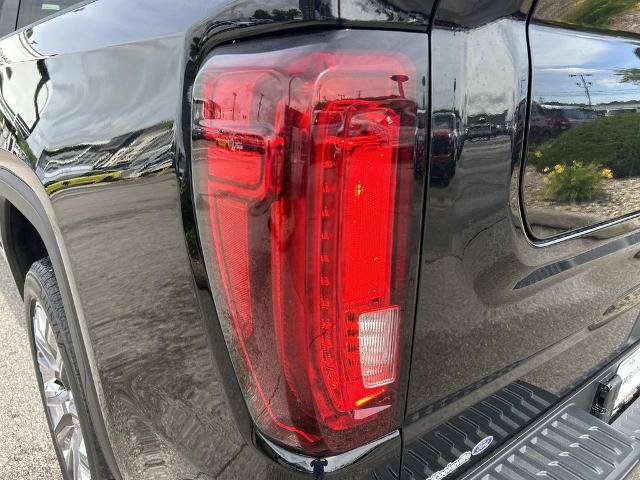 Used 2025 GMC Sierra 1500 Denali AWD/4WD image 11