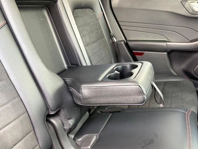 Certified 2022 Ford Escape SEL w/ SEL Stealth AWD Package image 12