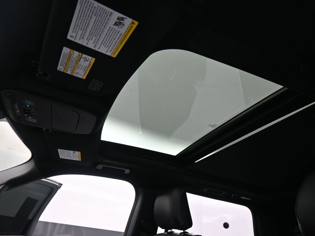 Certified 2025 Ford Expedition Max Platinum w/ Stealth Performance Package image 19