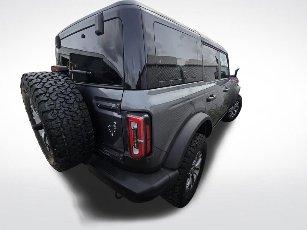 Certified 2025 Ford Bronco Badlands image 2