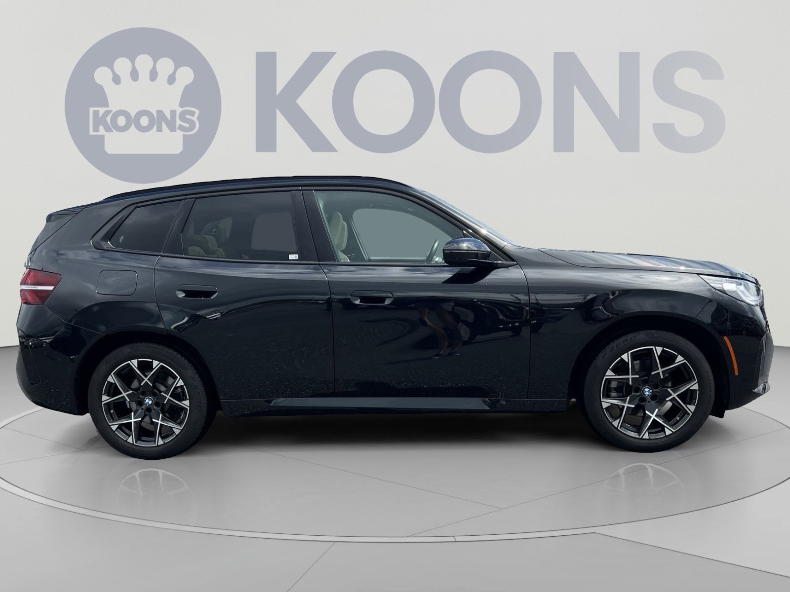 Used 2025 BMW X3 xDrive30i w/ Premium Package AWD/4WD image 8