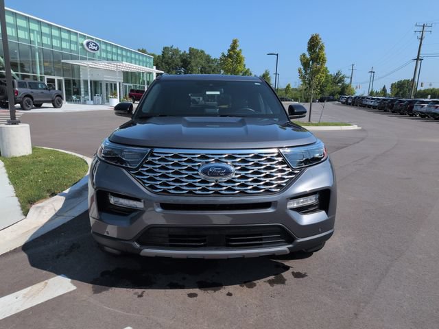 Certified 2022 Ford Explorer Platinum w/ Equipment Group 601A AWD/4WD image 8