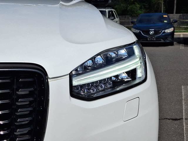 Used 2022 Volvo XC90 T8 R-Design AWD/4WD image 30