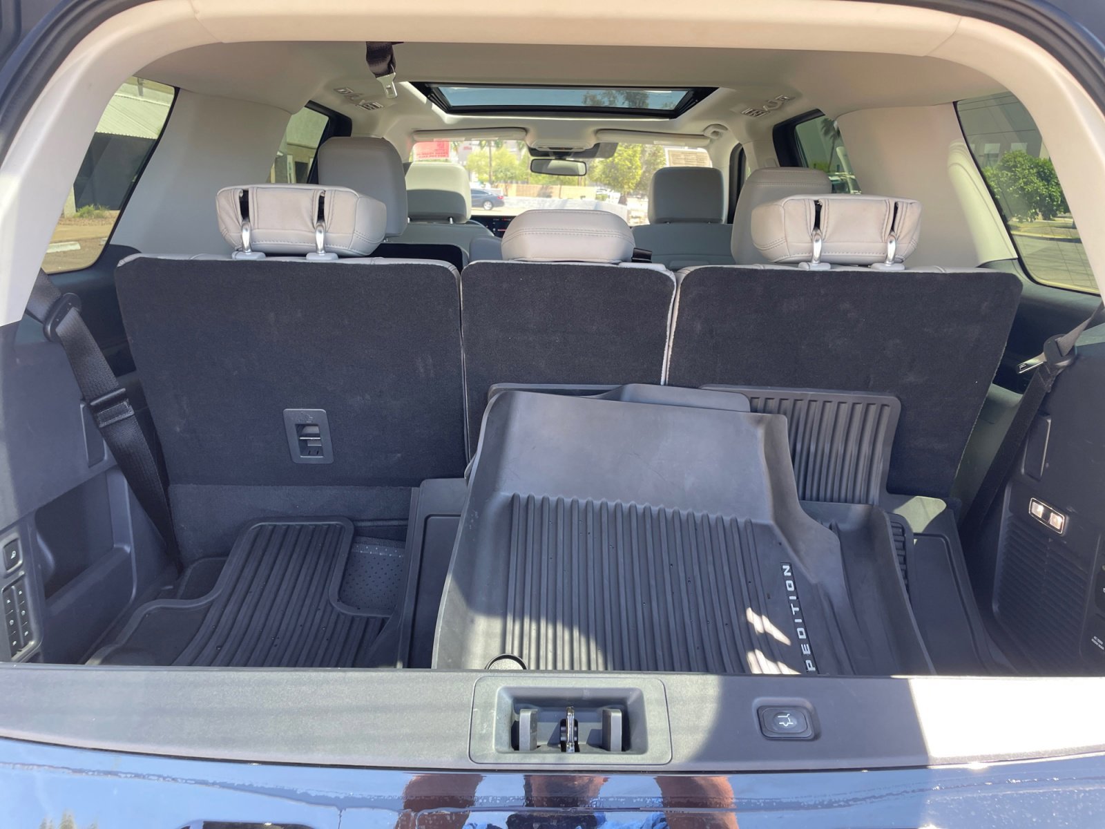 Certified 2025 Ford Expedition Active RWD image 30