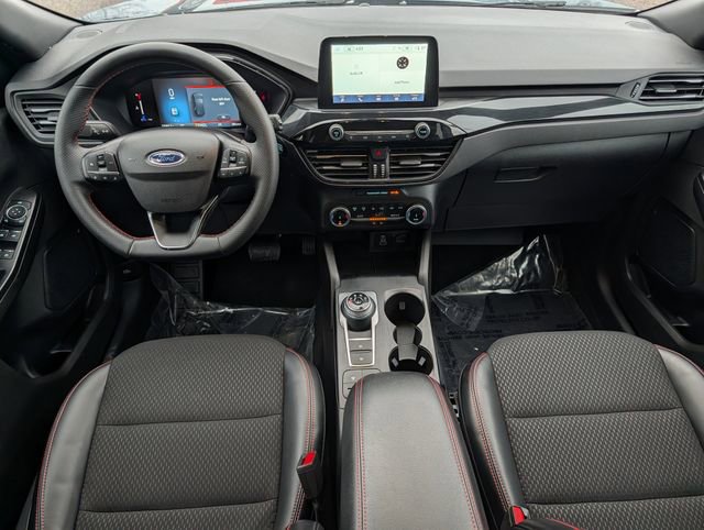 Certified 2025 Ford Escape ST-Line AWD/4WD image 13