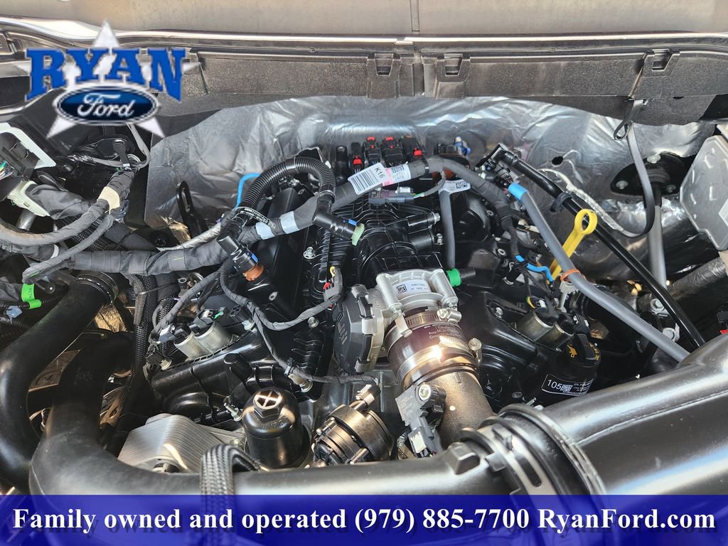 Certified 2025 Ford F150 XLT w/ Equipment Group 302A MID AWD/4WD image 21