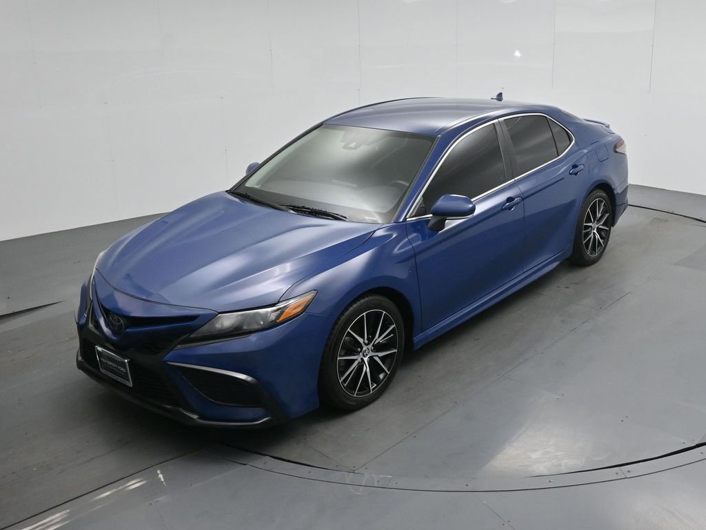 Used 2023 Toyota Camry SE w/ Cold Weather Package AWD/4WD image 35