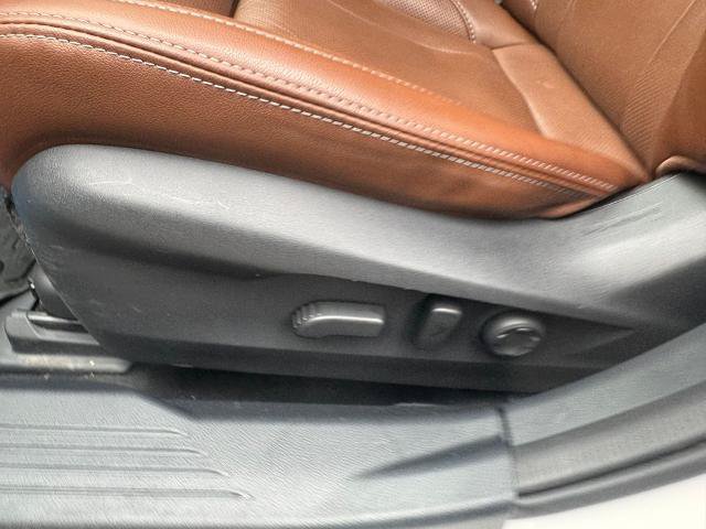 Used 2023 Subaru Outback Touring XT AWD/4WD image 37