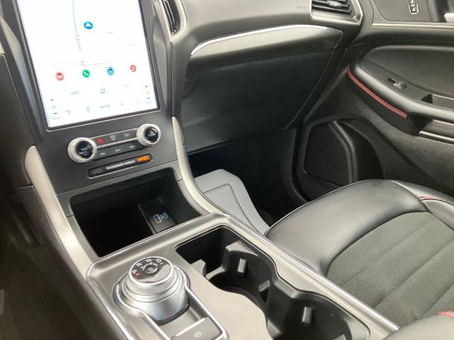 Certified 2024 Ford Edge ST-Line AWD/4WD image 31